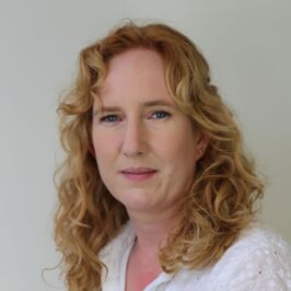 Ms M Campbell